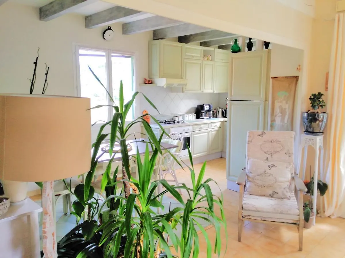 Malpas125 Chambres Accons Homestay