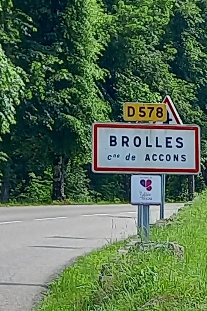 Malpas125 Chambres Accons 0*,